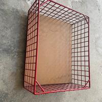 Cassetta in metallo con rivestimento in plastica