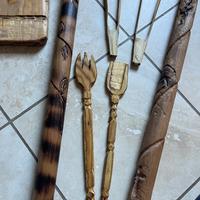 Bastoni ed utensili fatti in legno