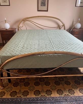 Letto matrimoniale Lipparini con materasso nuovo