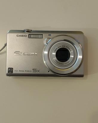 Casio Exilim EX-ZS10