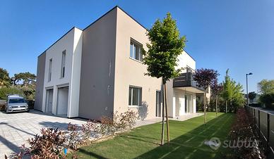 Villa bifamiliare