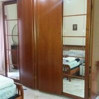 Armadio in legno massiccio