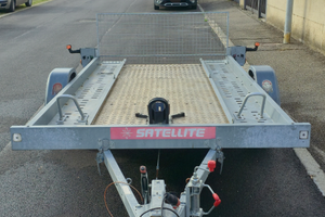 Rimorchio trasporto cose - uso proprio