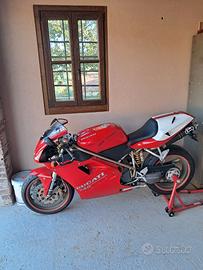 Ducati 748 s