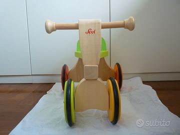 Triciclo in legno Sevi