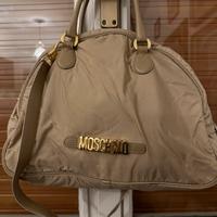 Borda moschino con tracolla