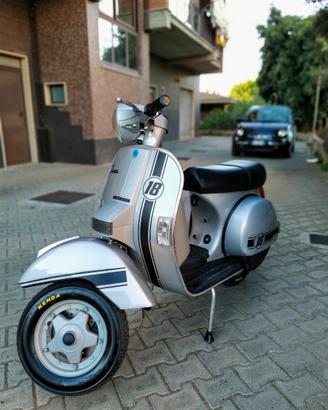 Piaggio Vespa 150 LX
