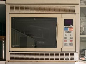Microonde Whirlpool da  incasso