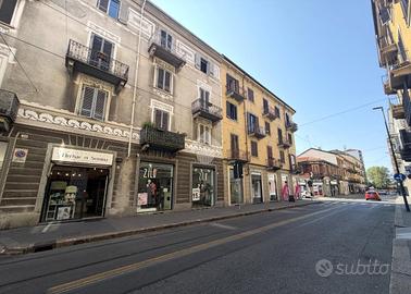 NEGOZIO A TORINO