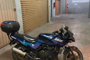 Kawasaki GPZ 500S