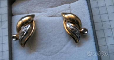 Orecchini a lobo in oro 585