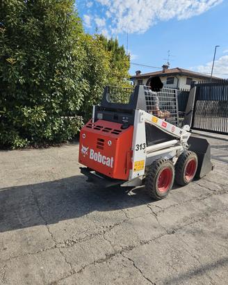 P180-Mini Pala Bobcat 313