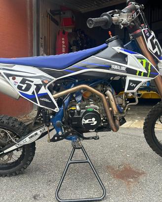 Pit bike