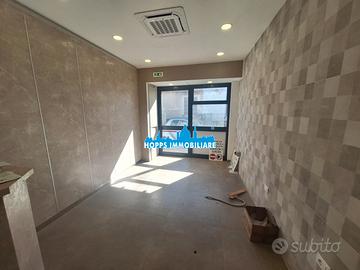 Via saline locale commerciale valdesi