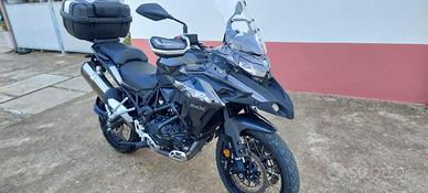Benelli trk 502x