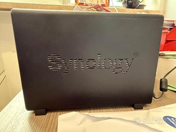 NAS Synology DS118 con HDD da 3 TB
