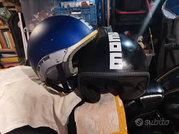 Due caschi Momodesign non funzionanti