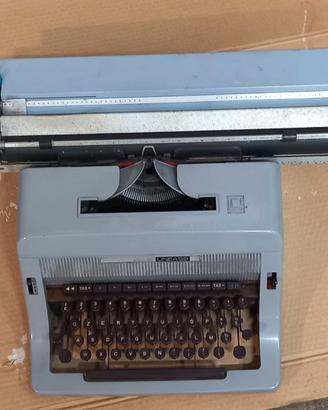 Macchina per scrivere Olivetti linea 88. GUASTA!