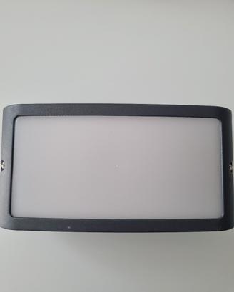 Plafoniera LED da esterno