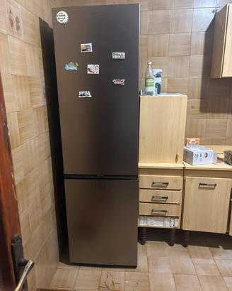 **Candy Frigorifero Combinato No Frost – 409 L**