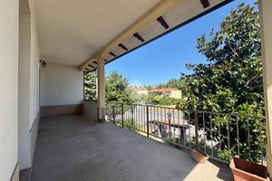 4 LOCALI A POGGIO TORRIANA