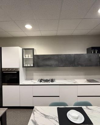 Cucina Mobilturi NUOVA completa di eldom, frigo 75