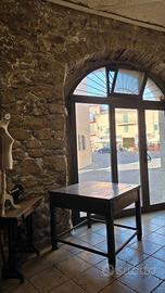 Locale zona centrale