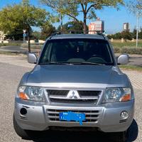 Mitsubishi Pajero Pajero 3p 2.5 AUTOCARRO