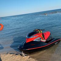 Moto d'acqua Sea doo