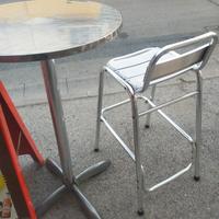 tavolo alto con sgabello alluminio 