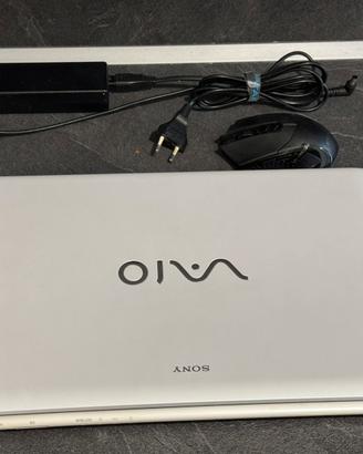 Sony VAIO 15.6" | 16GB RAM | i5 | Doppio Hard Disk