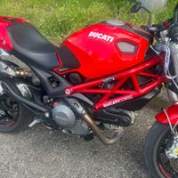 Ducati Monster 796 - 2011