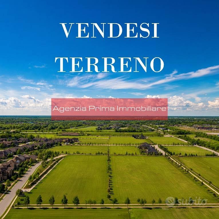Terreno di 3000 m² a Vezzano sul Crostolo - Vista 2