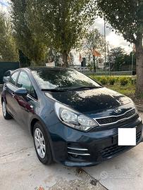 Kia Rio 1.1 CRDi 5p. Cool Neopatentati km. 118.000