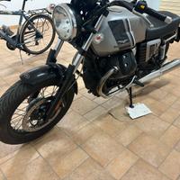 Moto Guzzi V7 special