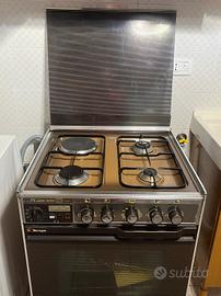 Cucina Tecnogas 60x60 – 3 fuochi, piastra e forno