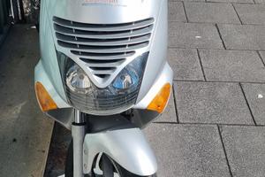 Leonardo aprilia 125 