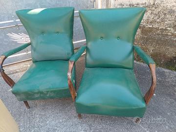 2 poltrone antiche da restaurare