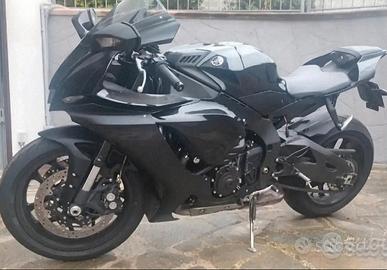 R1 Nuova solo appassionati 