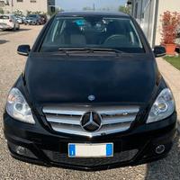Pezzi originali Mercedes B 180 diesel 2008