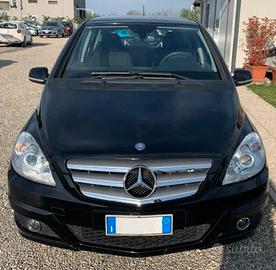 Pezzi originali Mercedes B 180 diesel 2008