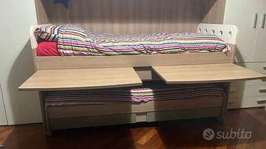 Letto mobile attrezzato con ruote