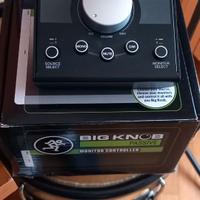 Mackie Big Knob