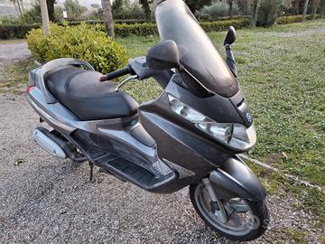 piaggio x8 250