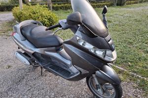piaggio x8 250