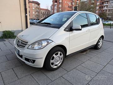 Mercedes-benz A 160 BlueEFFICIENCY Avantgarde