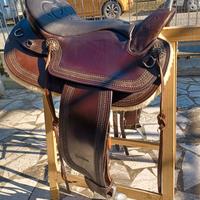 Sella PODIUM Trekker con staffe usata