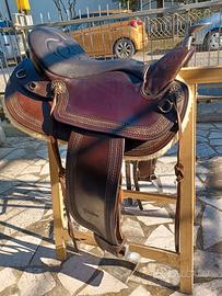 Sella PODIUM Trekker con staffe usata