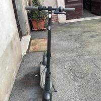 Monopattino Segwey Max G2