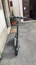 Monopattino Segwey Max G2